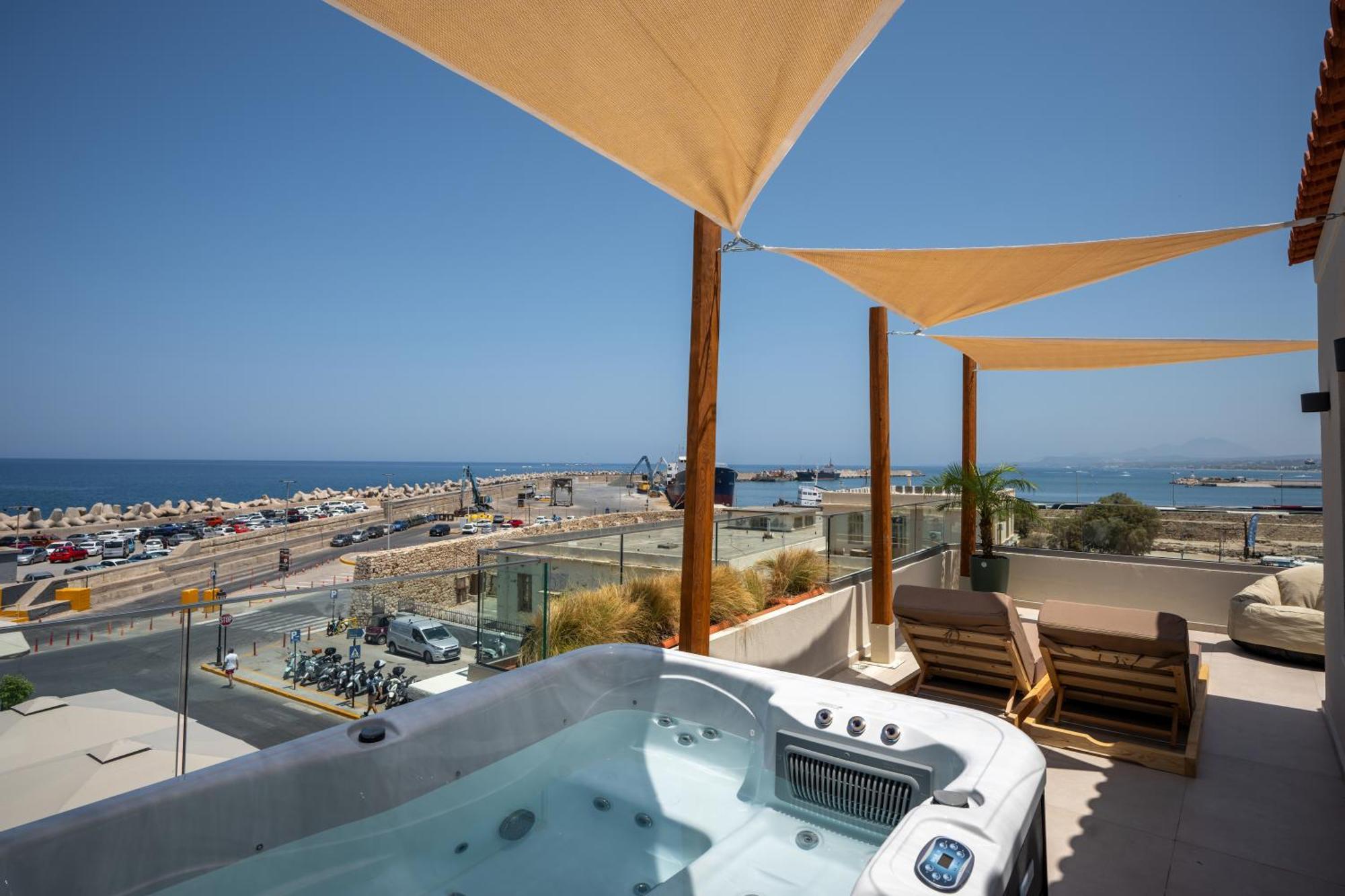 Rettimo Suites, Experience Luxury In The Heart Of Rethymno Extérieur photo