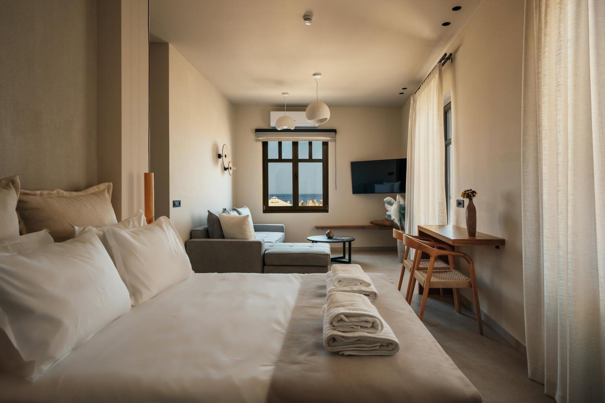 Rettimo Suites, Experience Luxury In The Heart Of Rethymno Extérieur photo