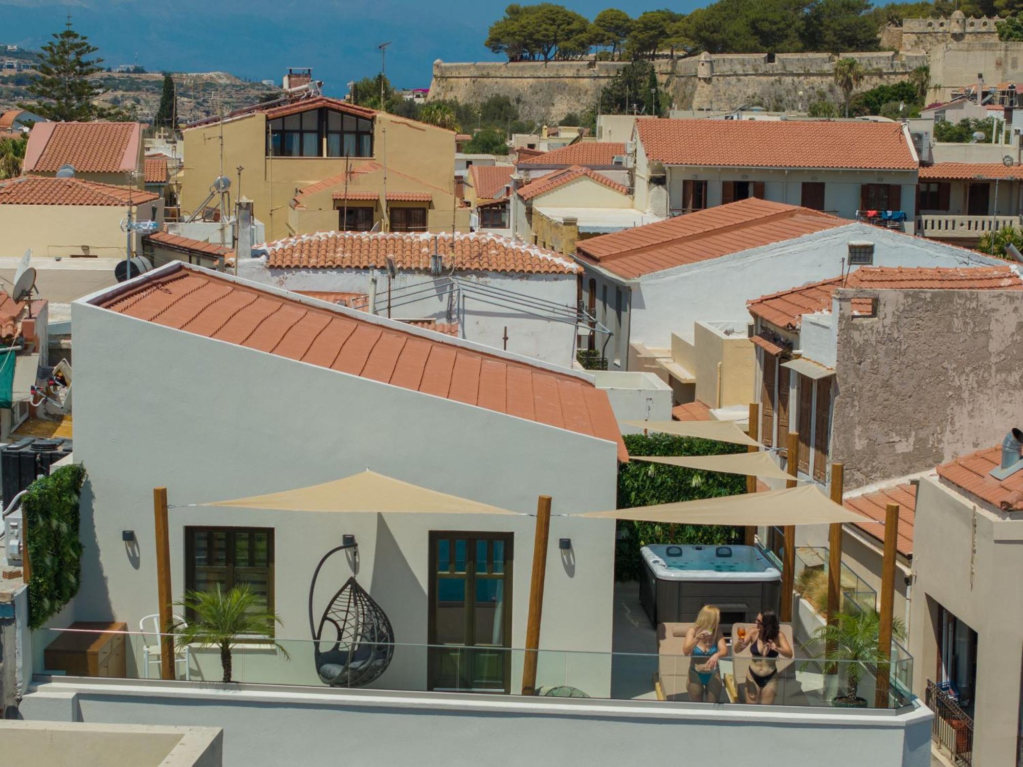 Rettimo Suites, Experience Luxury In The Heart Of Rethymno Extérieur photo