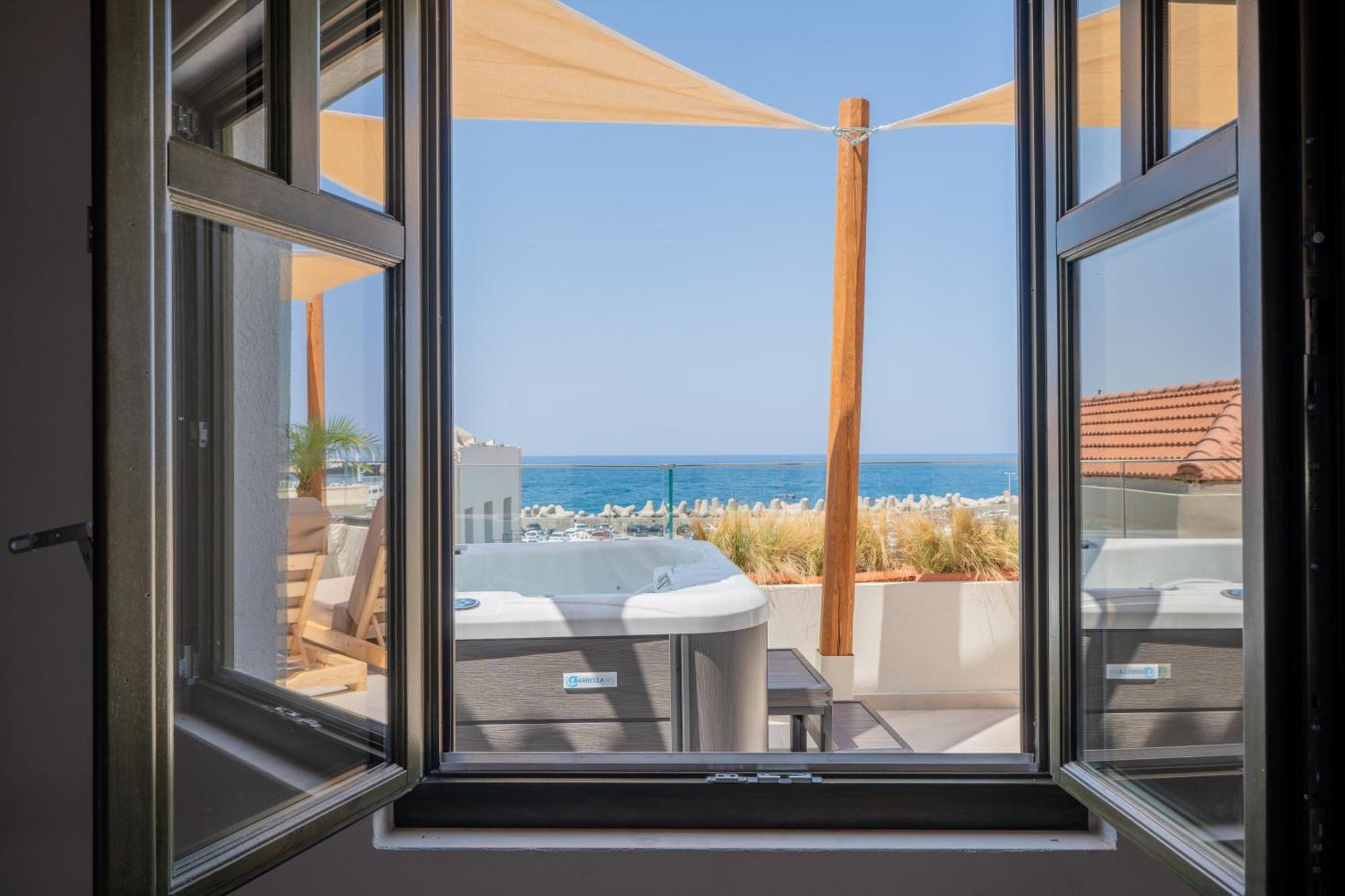 Rettimo Suites, Experience Luxury In The Heart Of Rethymno Extérieur photo