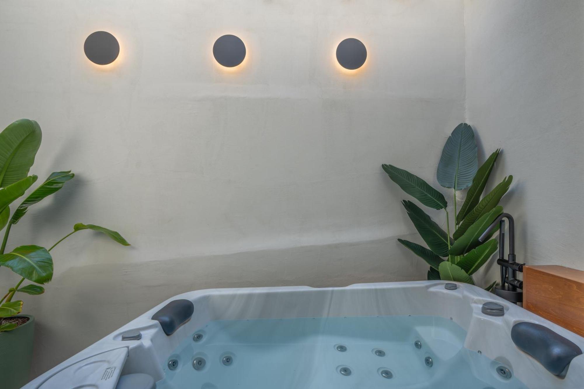 Rettimo Suites, Experience Luxury In The Heart Of Rethymno Extérieur photo