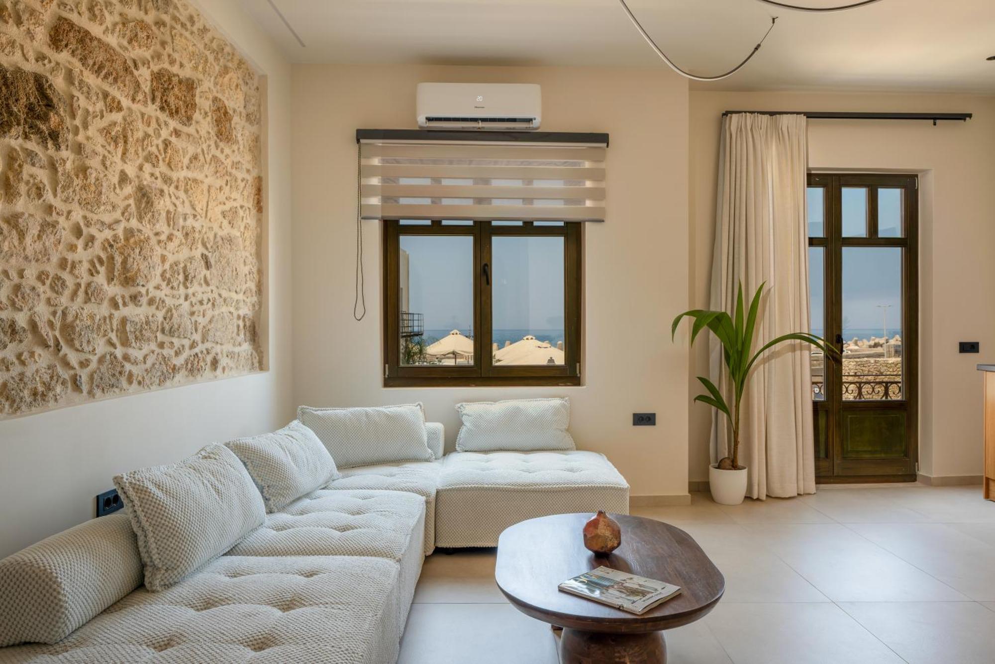 Rettimo Suites, Experience Luxury In The Heart Of Rethymno Extérieur photo